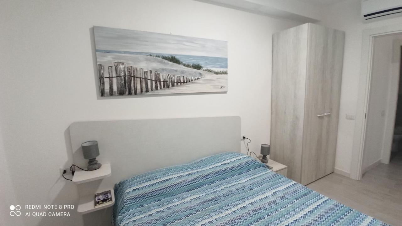 Gioiellino Sardo Apartment กัสเตลซาร์โด ภายนอก รูปภาพ