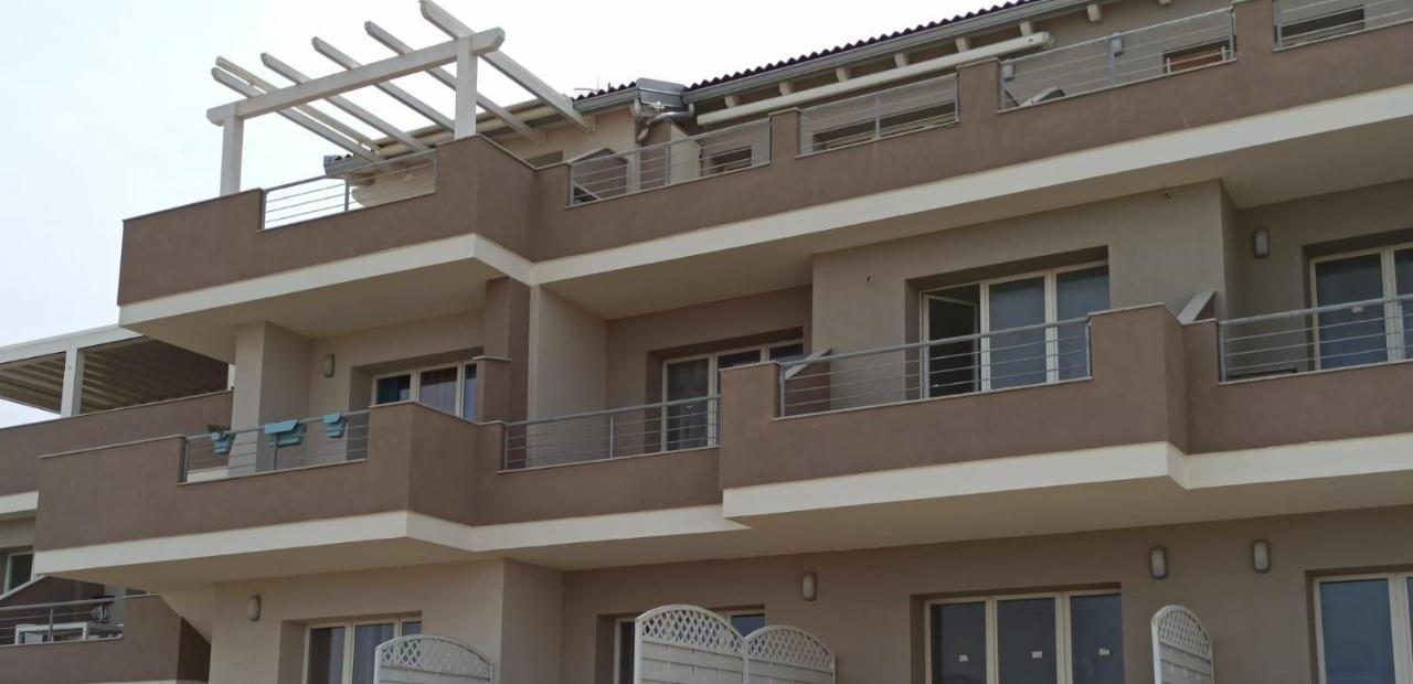Gioiellino Sardo Apartment กัสเตลซาร์โด ภายนอก รูปภาพ