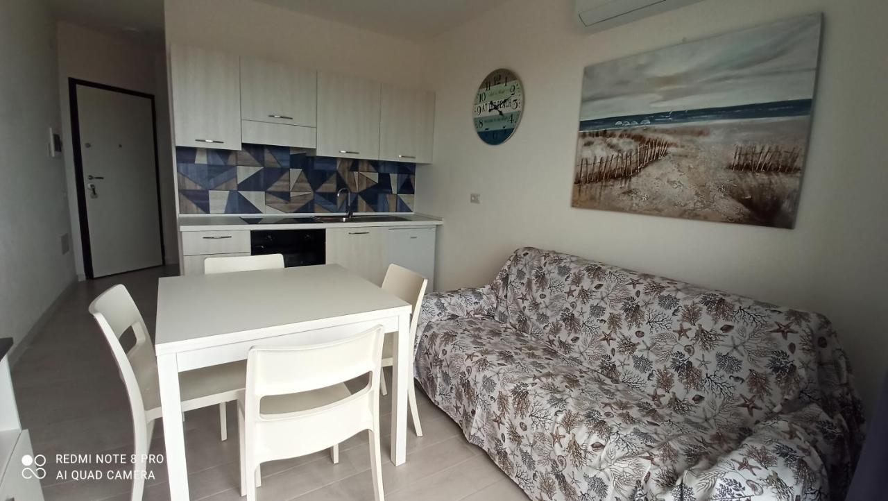 Gioiellino Sardo Apartment กัสเตลซาร์โด ภายนอก รูปภาพ